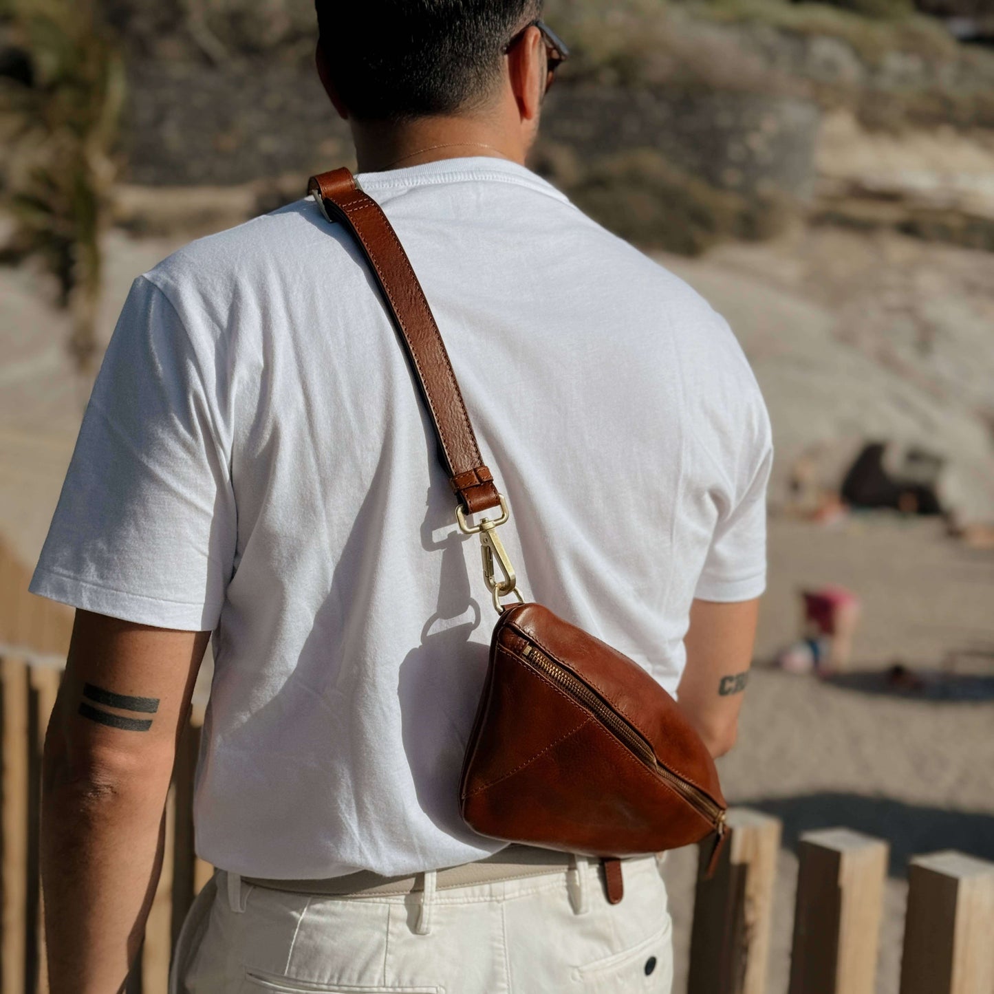 City Tales Leather Sling Bag