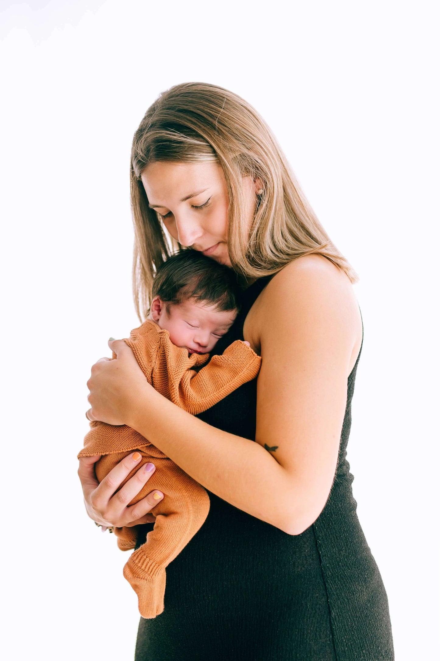 Newborn Pack links brick-red