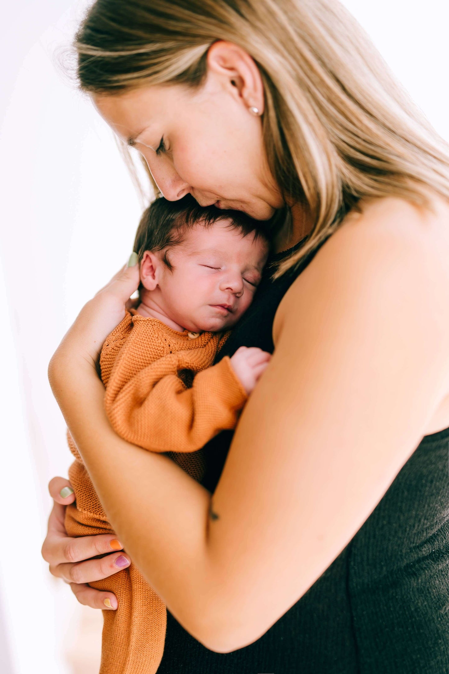 Newborn Pack links brick-red