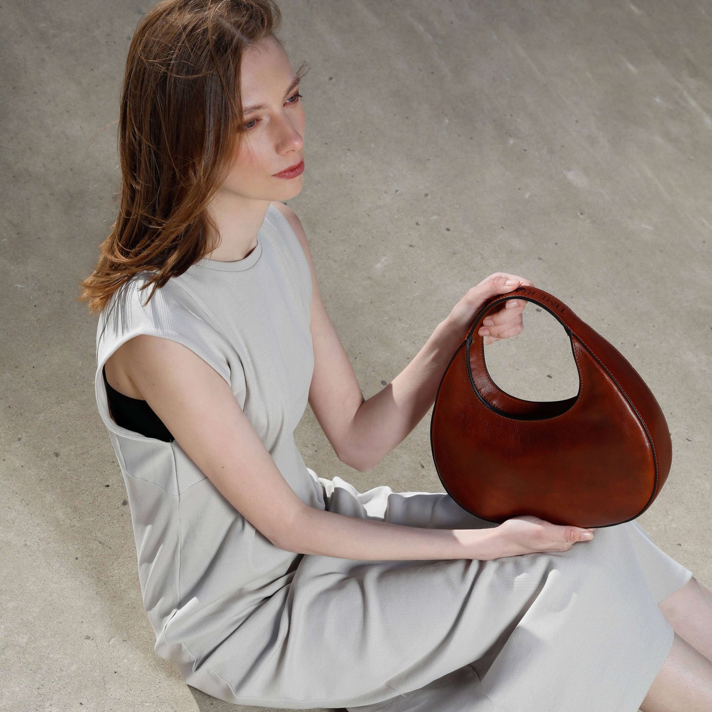 Genuine Italian Leather Handbag – Timeless Design – Ellar Nova