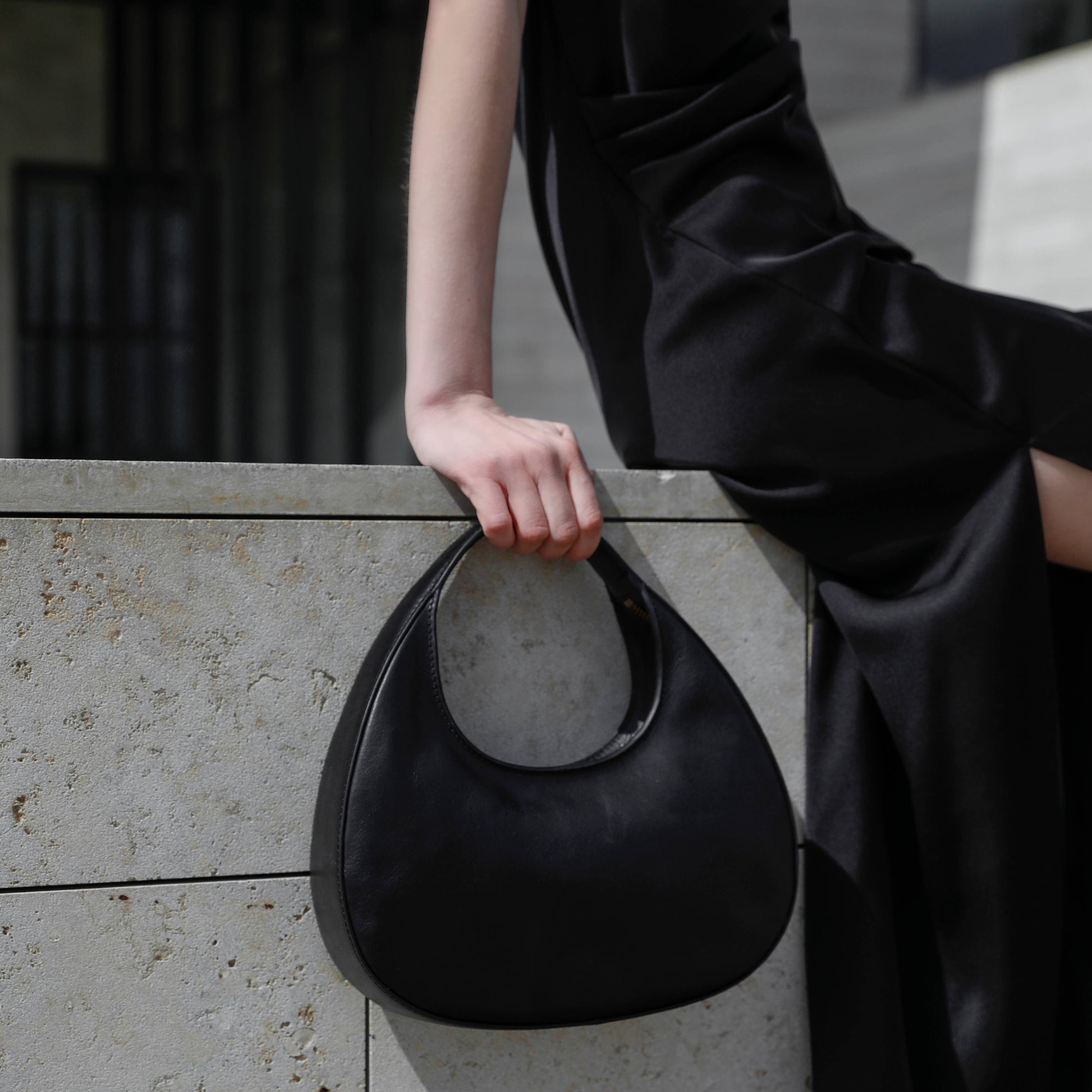 Genuine Italian Leather Handbag – Timeless Design – Ellar Nova