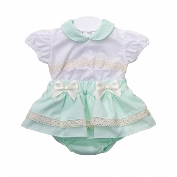 Baby Cute – Fluffy Organic Cotton Romper with Ruffles