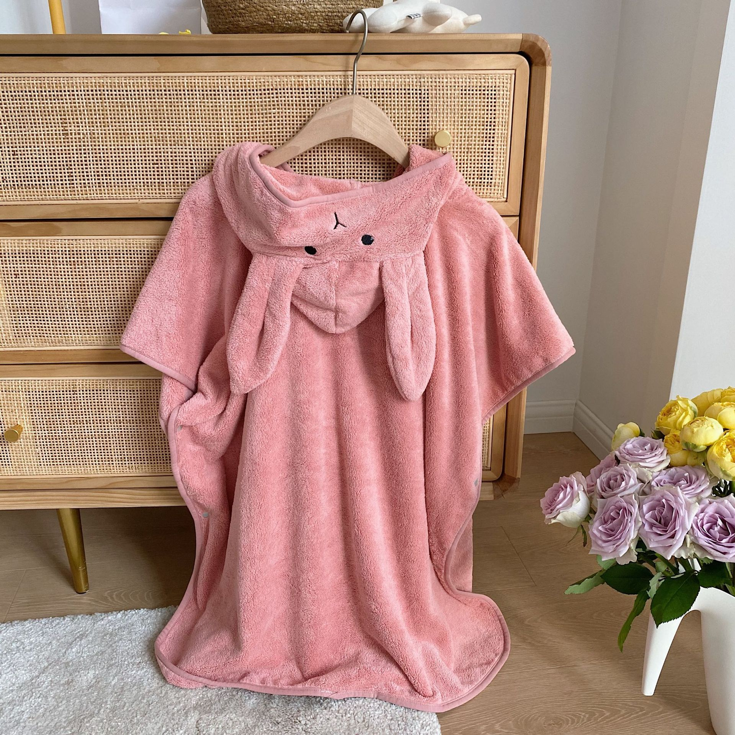 Annie & Charles® animals baby bathrobe