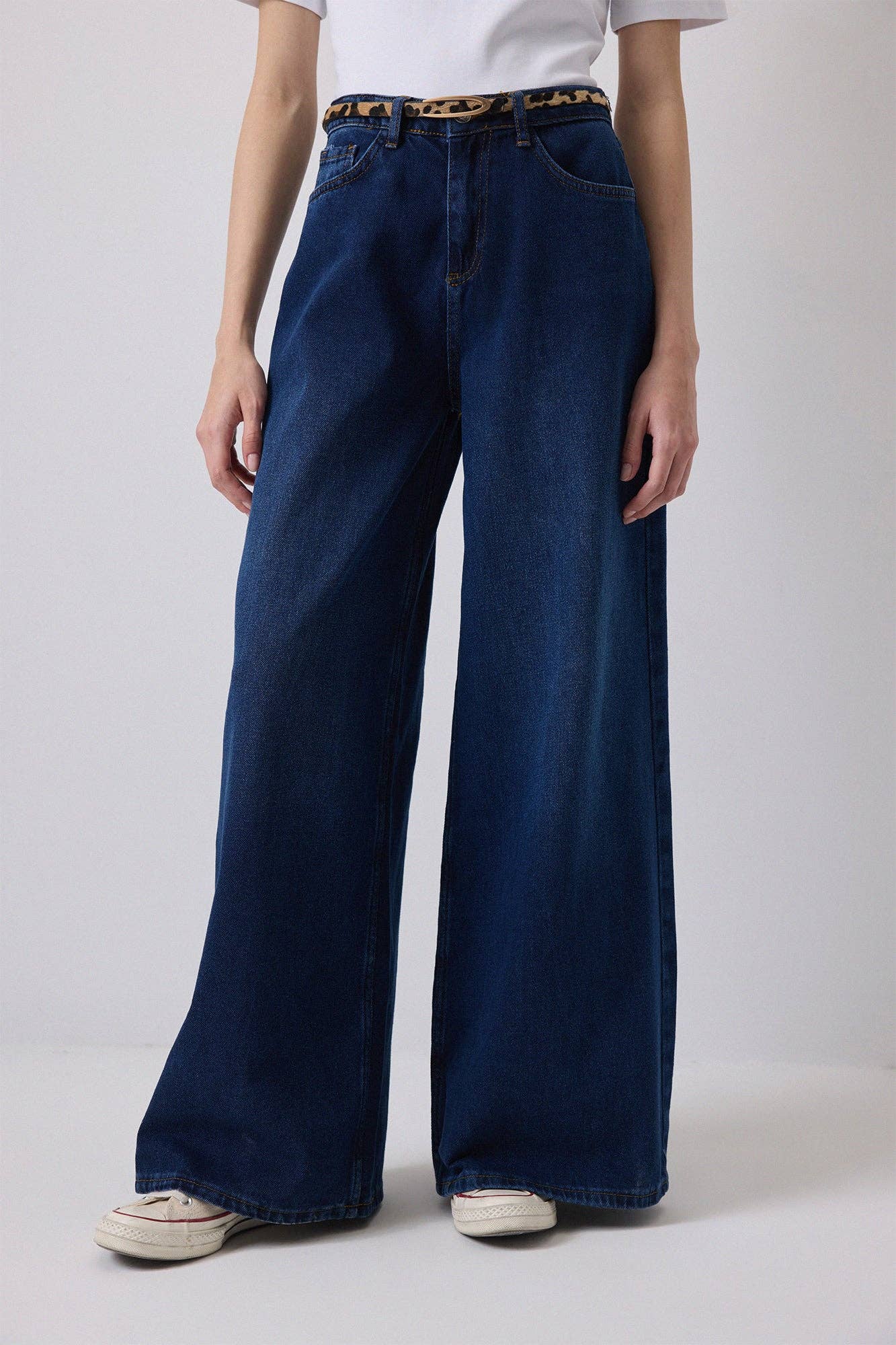 HIGH WAIST DARK WASH WIDE LEG DENIM JEANS