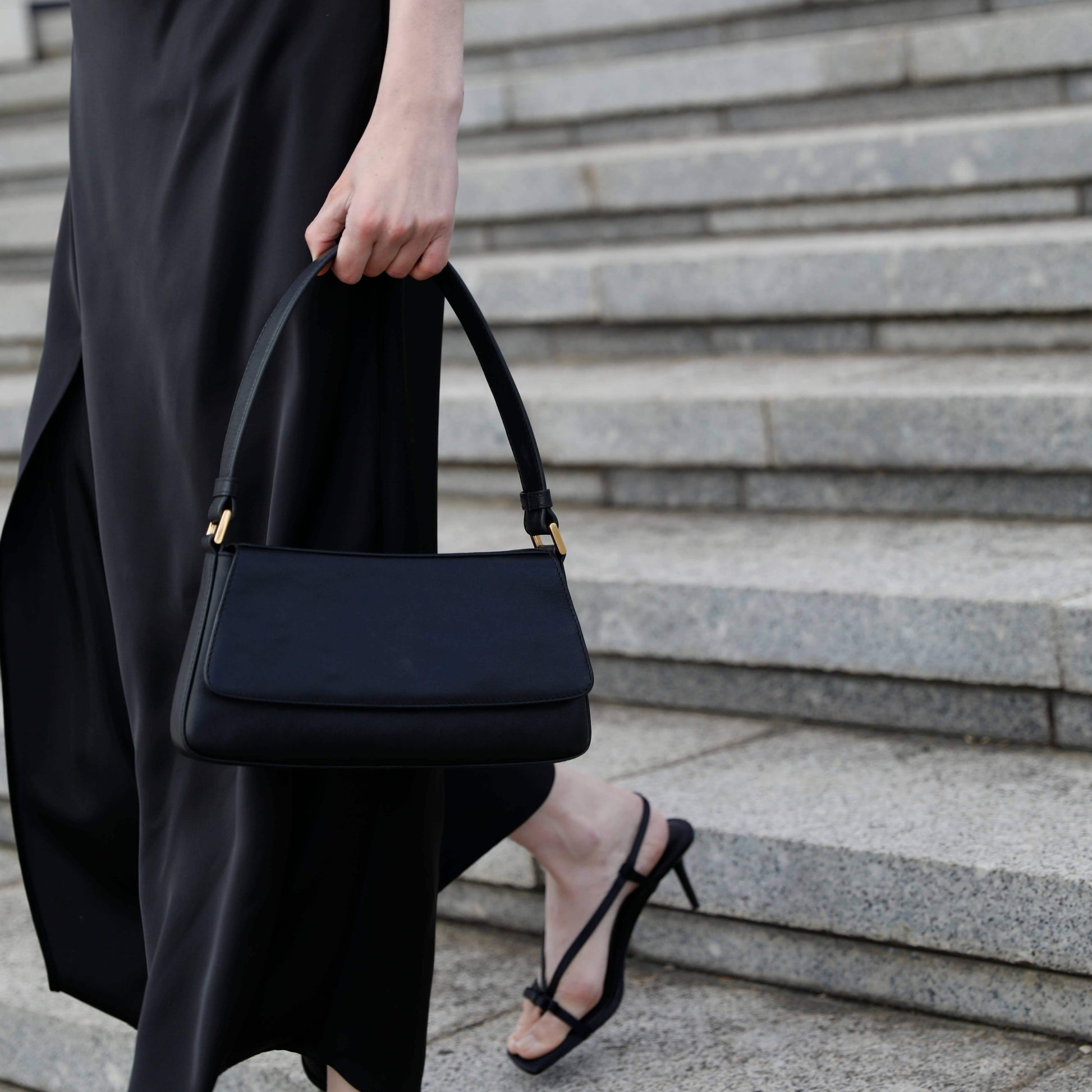 Genuine Italian Leather Handbag – Timeless Design – Ellar Nova