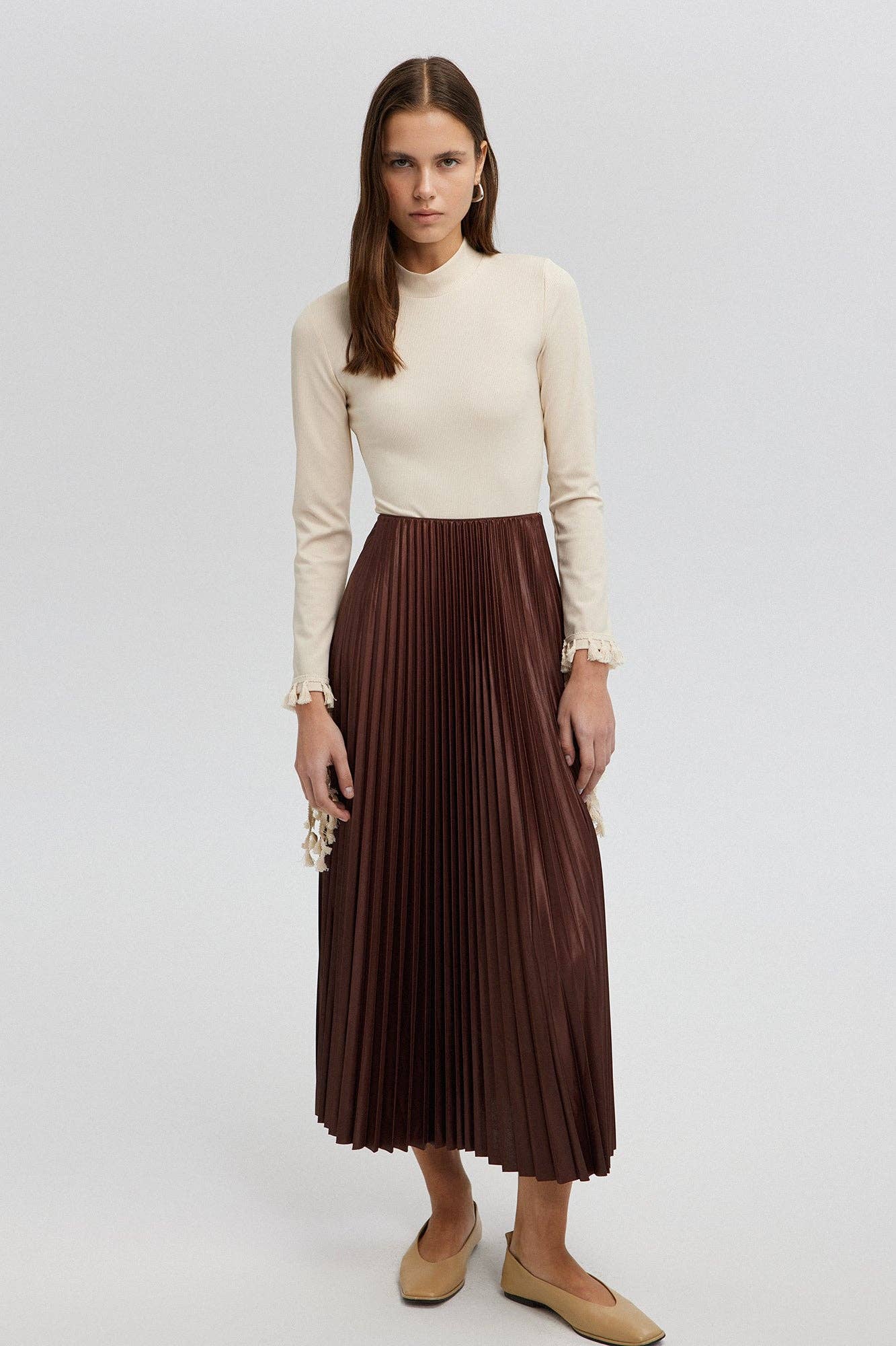 PLEATED SKIRT - MAXI LENGTH, HIGH WAIST