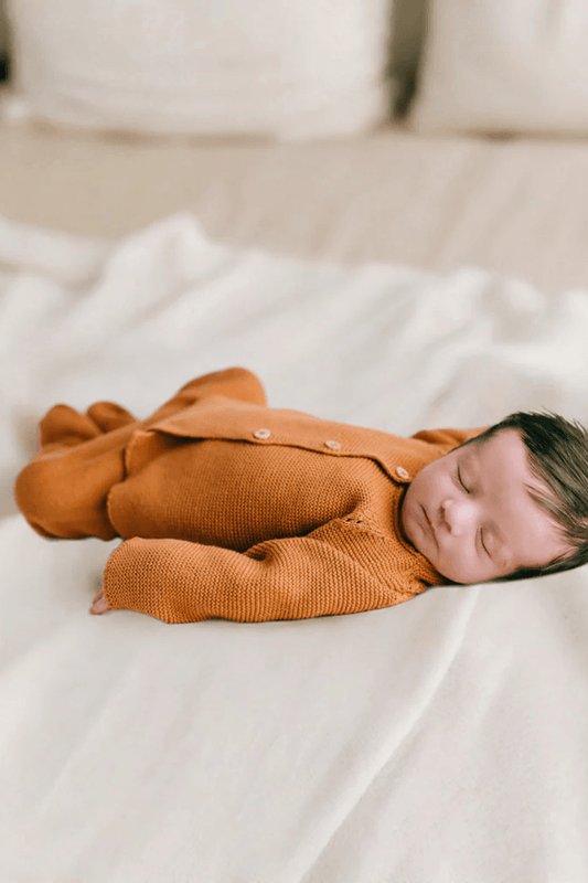 Newborn Pack links brick-red